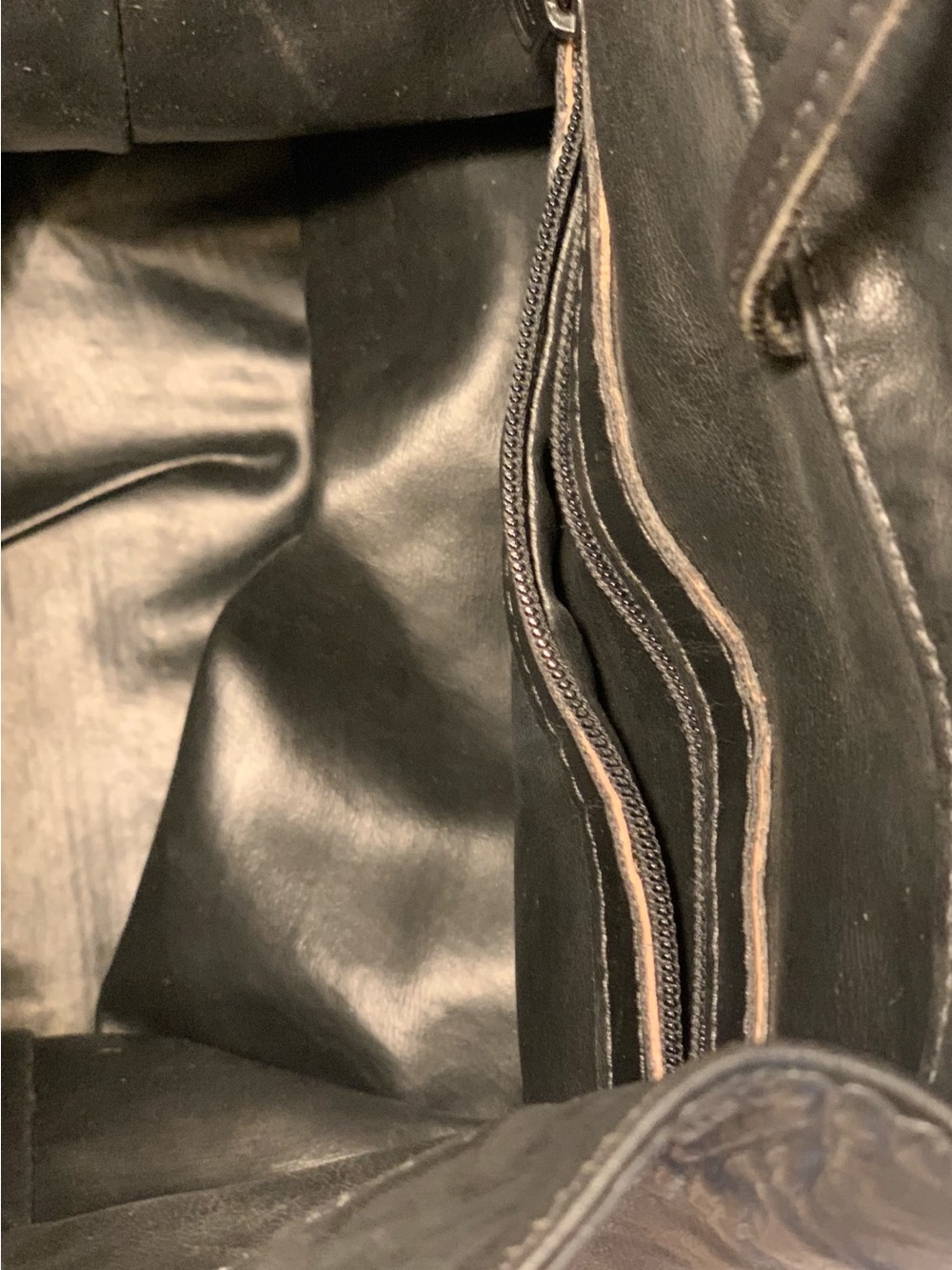 Black Leather Drawstring Backpack with Stud Accents very good condition - Picture 8 of 10